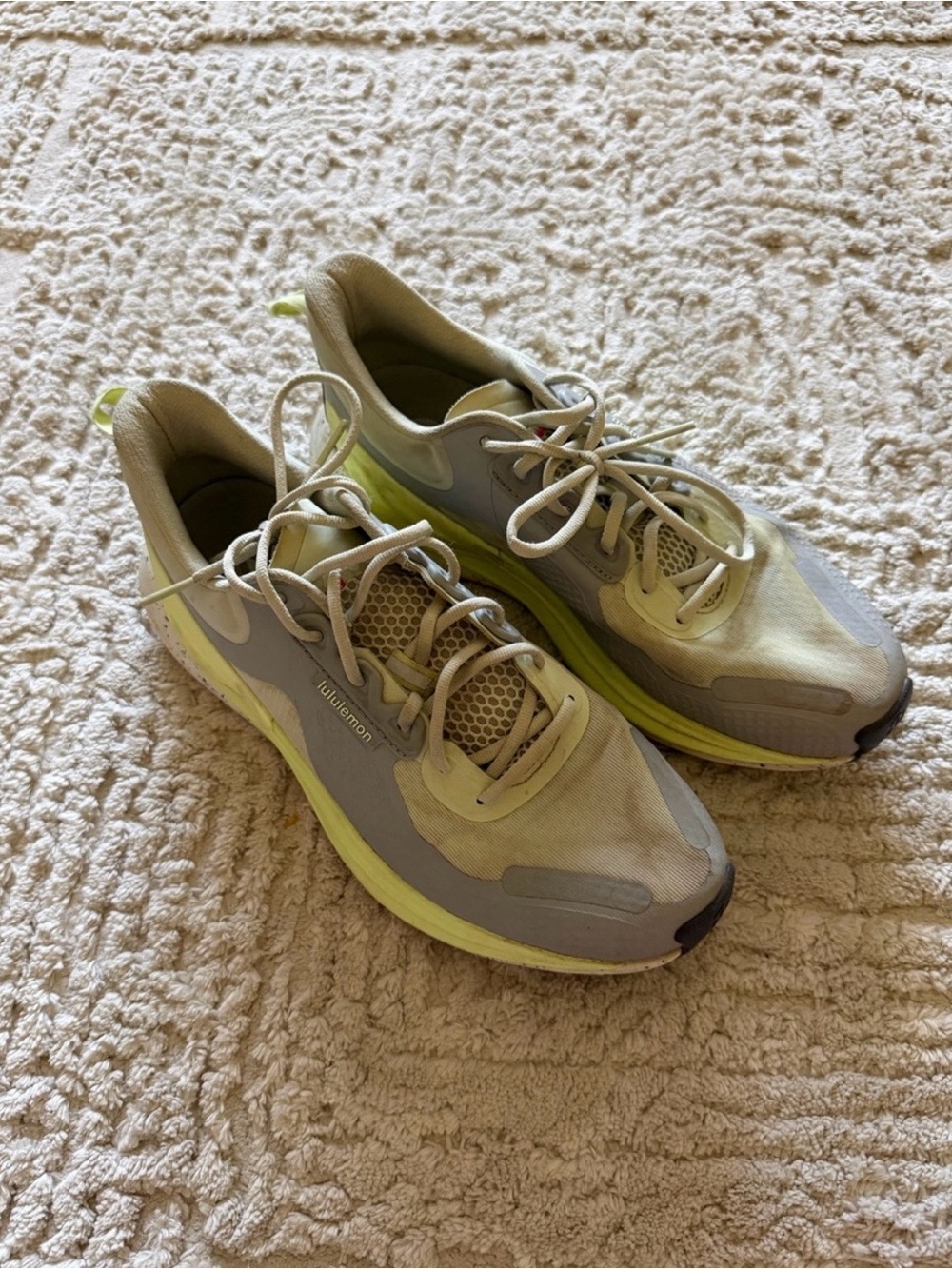 Lululemon Blissfeel Trail Running Shoes size 9 - Picture 2 of 7